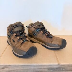 Keen Brown Hiking Boots